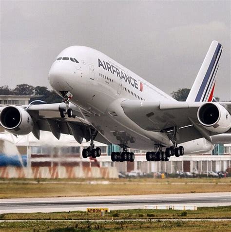 Air France Airbus A380 800 Avion Militaire Aéronef Compagnie Aérienne