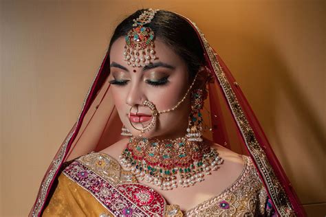 best place for bridal makeup in delhi saubhaya makeup