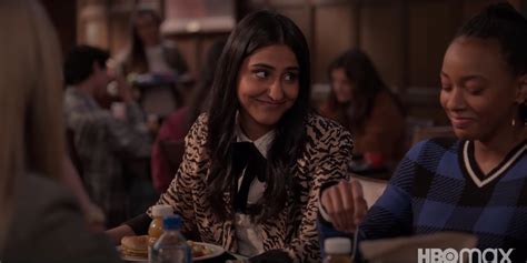 How To Watch Mindy Kalings ‘the Sex Lives Of College Girls On Hbo Max