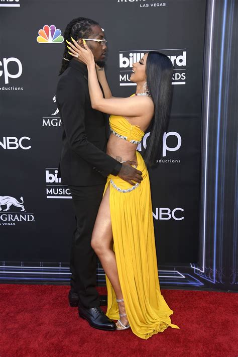 Cardi B And Offset French Kissed On The 2019 Billboard Music Awards Red