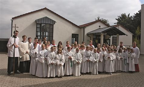 34 Neue Messdiener Für Die Pfarrei St Marien