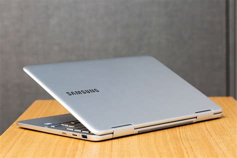 Samsung's notebook 9 pro has traditionally aspired to premium notebook status, but without the pricing that goes along with it. Samsung Notebook 9 2018 Review: What's The Brand Got For Us?