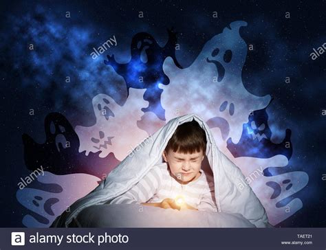 Child Nightmare Scared Hi Res Stock Photography And Images Alamy