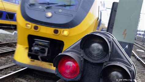 Machinist Ns Om Het Leven Gekomen Door Aanrijding Trein Bij Maarn