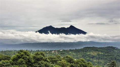 Menelusuri Asal Usul Nama Gunung Salak Di Jawa Barat