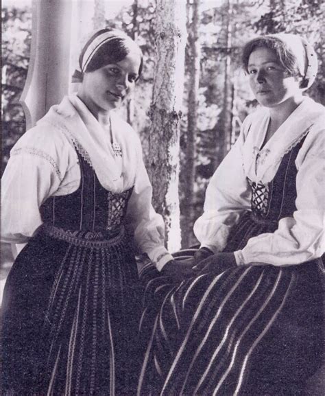 costume and embroidery of leksand dalarna sweden scandinavian costume scandinavian dress