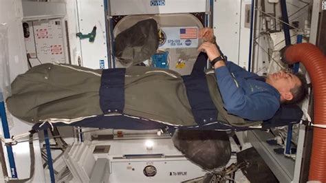 Nasa Sleep Study Astronauts Struggle To Sleep Among The Stars Cnn