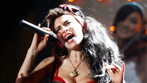 Amy Winehouse Could There Be New Music On The Way Bbc News