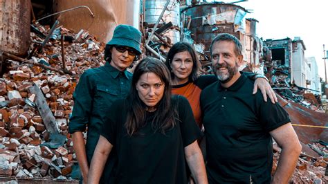 Celebrate The Breeders New Album With 10 Of The Deals Deepest Cuts