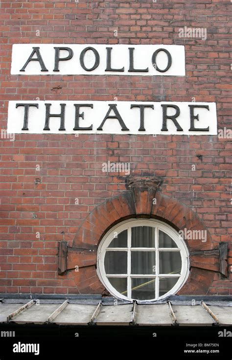 The Apollo Theatre London Detail Stock Photo Alamy