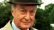 Are You Being Served? actor Frank Thornton dies aged 92 - BBC News