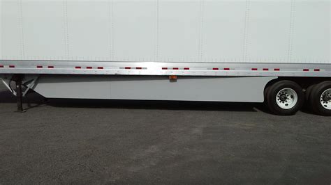 Aerodynamic Trailer Side Skirts Carb Compliant Side Skirts For