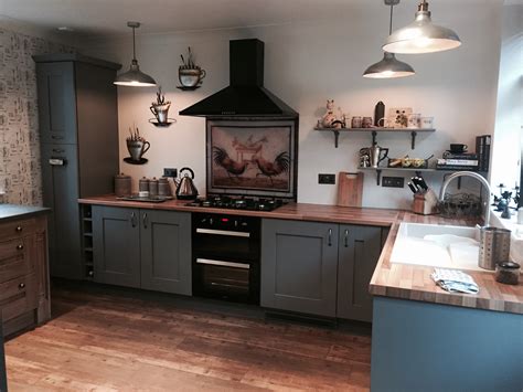 Kitchen In Quarry Bank West Midlands Designed And Fitted By The Gallery