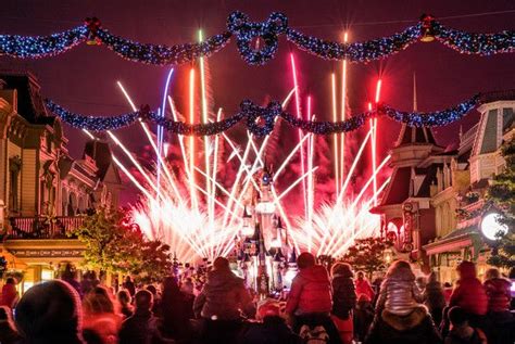 Guide To Christmas 2022 At Disneyland Paris Disneyland Paris