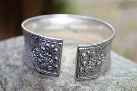 The Difference Between Sterling Silver And 925 Silver