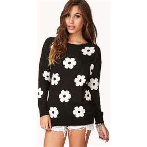 Fuzzy Black And White Flower Sweater Fashion Cute Fashion Sweaters