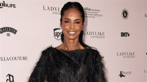 Watch Access Hollywood Interview Kim Porter S Death Drake Rihanna And More Stars React
