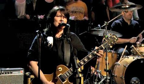 Video The Breeders Play Cannonball Drivin On 9 On Jimmy Fallon