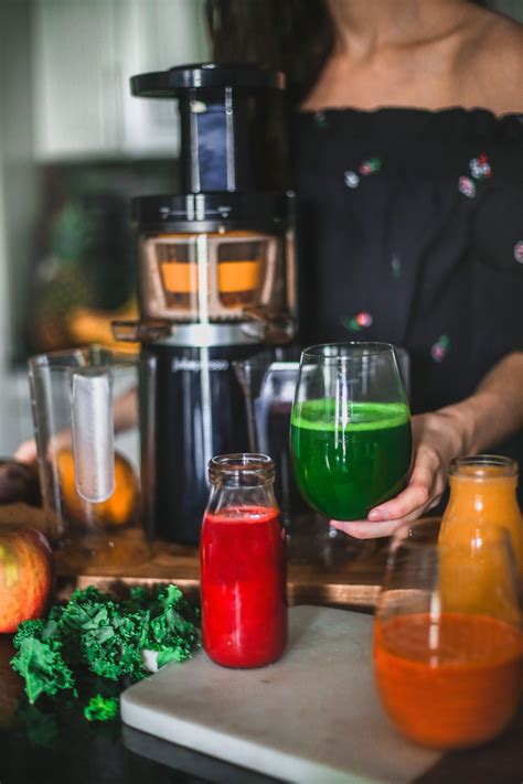 What You Should Know About Juicing Easy Freshly Pressed Juices My Favorite Cold Press Juicer