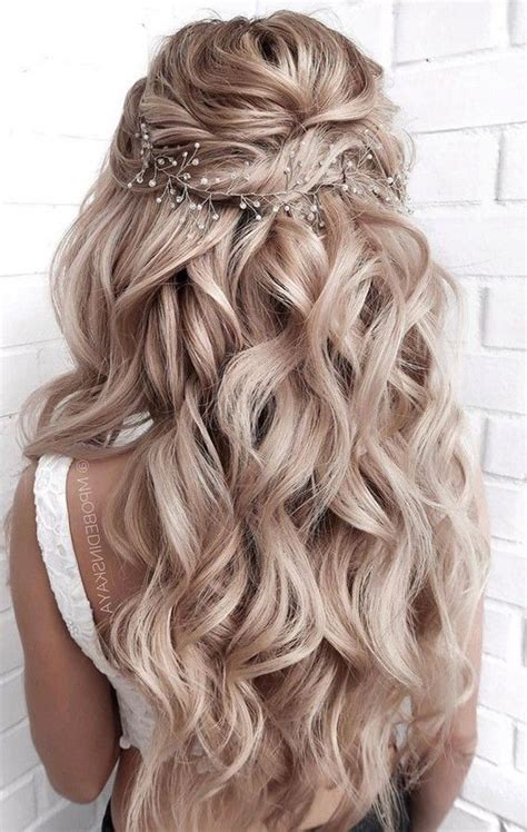 35 Half Up Half Down Wedding Hairstyles For 2023 Hmp Page 2