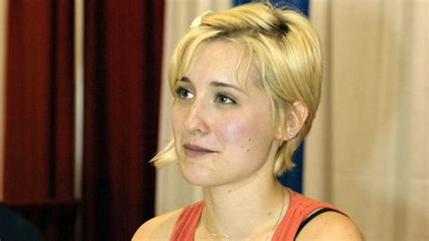 Smallvilles Allison Mack Pleads Not Guilty To Sex Trafficking After