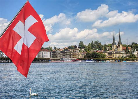Bandera Suiza Stock Fotos E Imágenes Istock