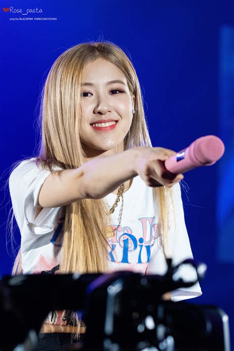 190126 Hong Kong Concert Tour Blackpink In Your Area Rose