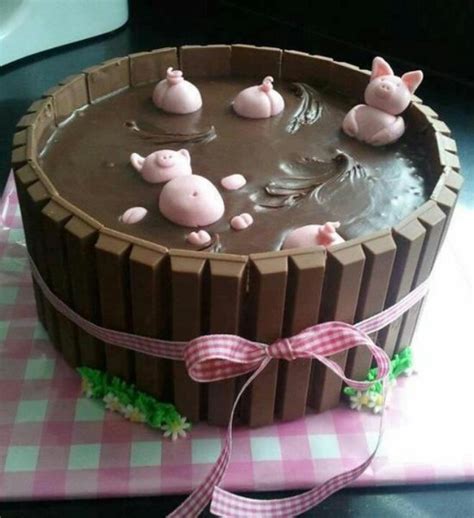 Pigs In Mid Cake Pig Birthday Cakes Piggy Cake Pigs In Mud Cake