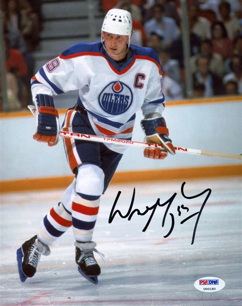 Wayne holds or shares 61 nhl records: Wayne Gretzky | PSA AutographFacts™