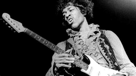 Jimi Hendrixs Guitar Gear How To Capture The Tone Of The Greatest