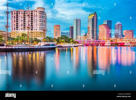 Tampa Florida Usa Downtown Skyline On The River Stock Photo Alamy