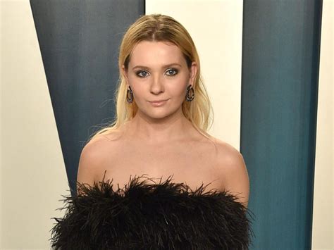 abigail breslin says she s in shock and devastation after her father hot sex picture
