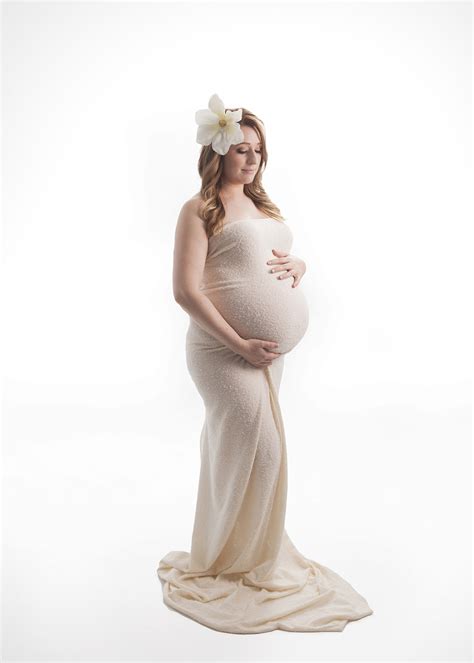 Whimsical Maternity Photography Cambridge Ontario Photographer