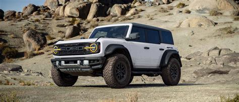 Stay On Top Of Performance With The Digital Cluster In The Ford Bronco