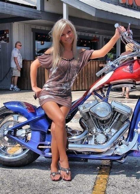 Pin by Віктор Зозуля on Women s fashion Biker girl Motorcycle girl Motorbike girl