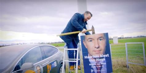 De verkiezingen zijn zwaar beïnvloed, stelt politicus wybren van haga. Blaast vastgoedbaas en VVD-kamerlid Wybren van Haga ...