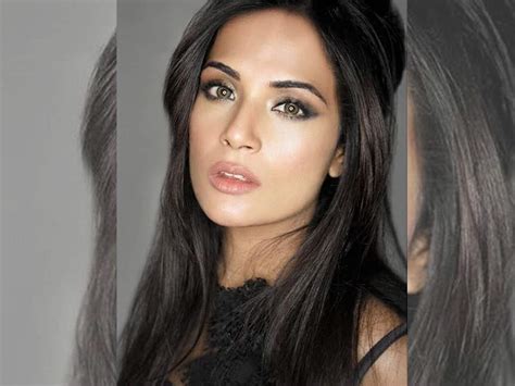 Photo Richa Chadha Looks Drop Dead Gorgeous In Her Latest Instagram Post