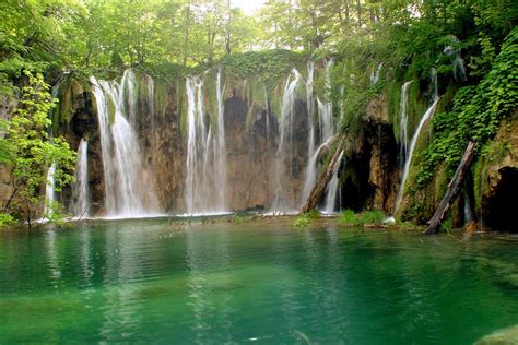 Plitvice Lakes National Park Croatia By Zubi Travel