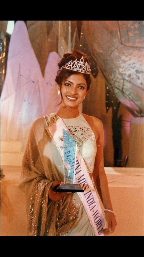 Miss World 2000 Priyanka Chopra Bollywood Outfits Priyanka Chopra Wallpaper Bollywood Fashion