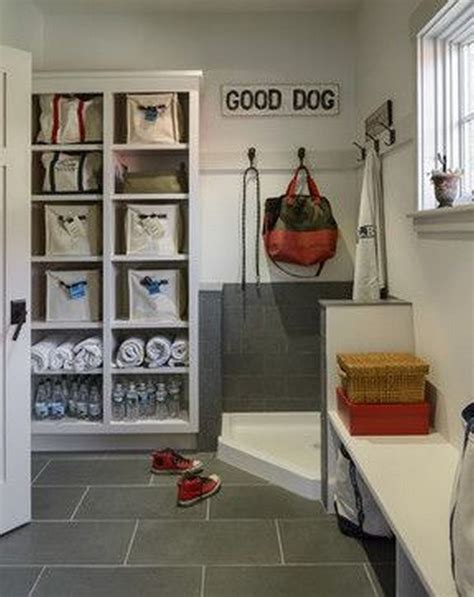 79 Genius Mudroom Ideas Farmhouse Room Dog Rooms Dog Decor Mudroom