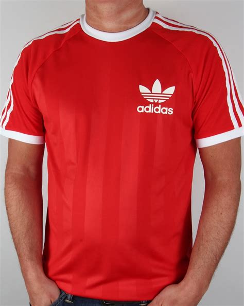 Also set sale alerts and shop exclusive offers only on shopstyle. Adidas Retro Old Skool Ringer T-shirt in Red, football ...