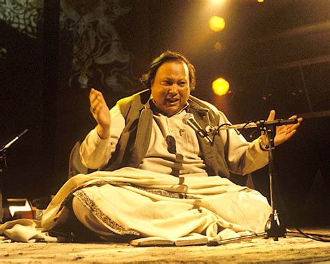 Best Pakistani Qawwali Singers Of All Time DESIblitz