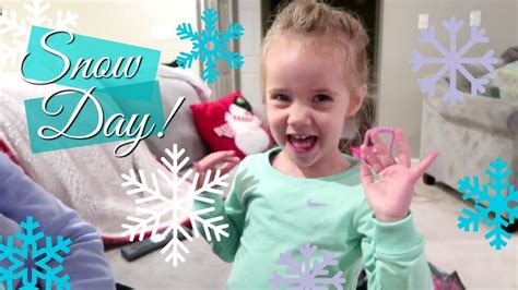 Out First Big Winter Snow Storm Vlogmas Day 13 Youtube