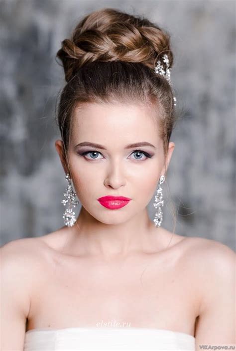 20 Gorgeous Bridal Hairstyle And Makeup Ideas For 2019 Styles Weekly