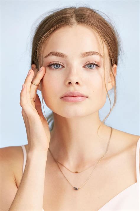 Kristine Froseth Model Face Beauty Fresh Makeup Look