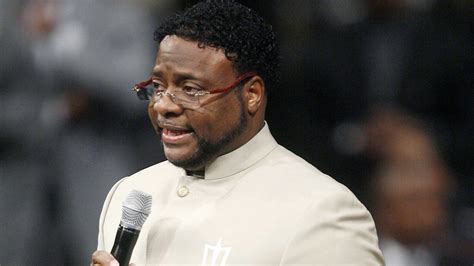 Bishop Eddie Long Controversial Megachurch Pastor Dies At 63 The