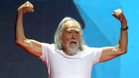 At 80 Model Wang Deshun Is China’s Hottest Grandpa