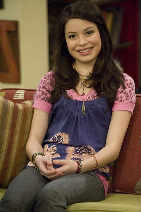 Miranda Cosgrove Hot Pictures Sexy Photos Images