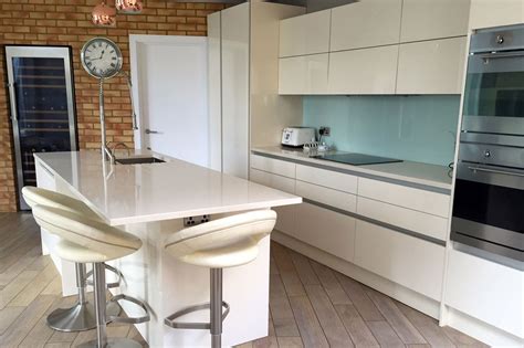 Book A Free Kitchen Consultation With Purple Pepperpot