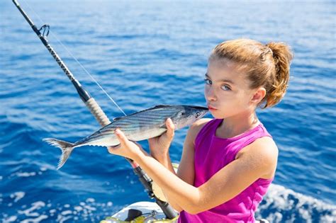 Reasons To Take Your Kids Fishing Voyager Deep Sea Fishing And Dolphin